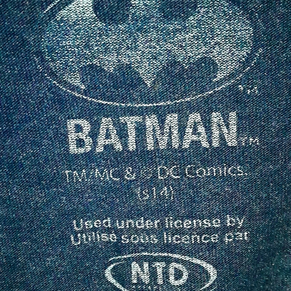 Retro Batman tshirt - Picture 2 of 3